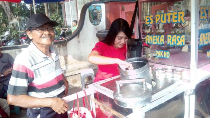 IDE BISNIS BERJUALAN ICE CREAM KELILING